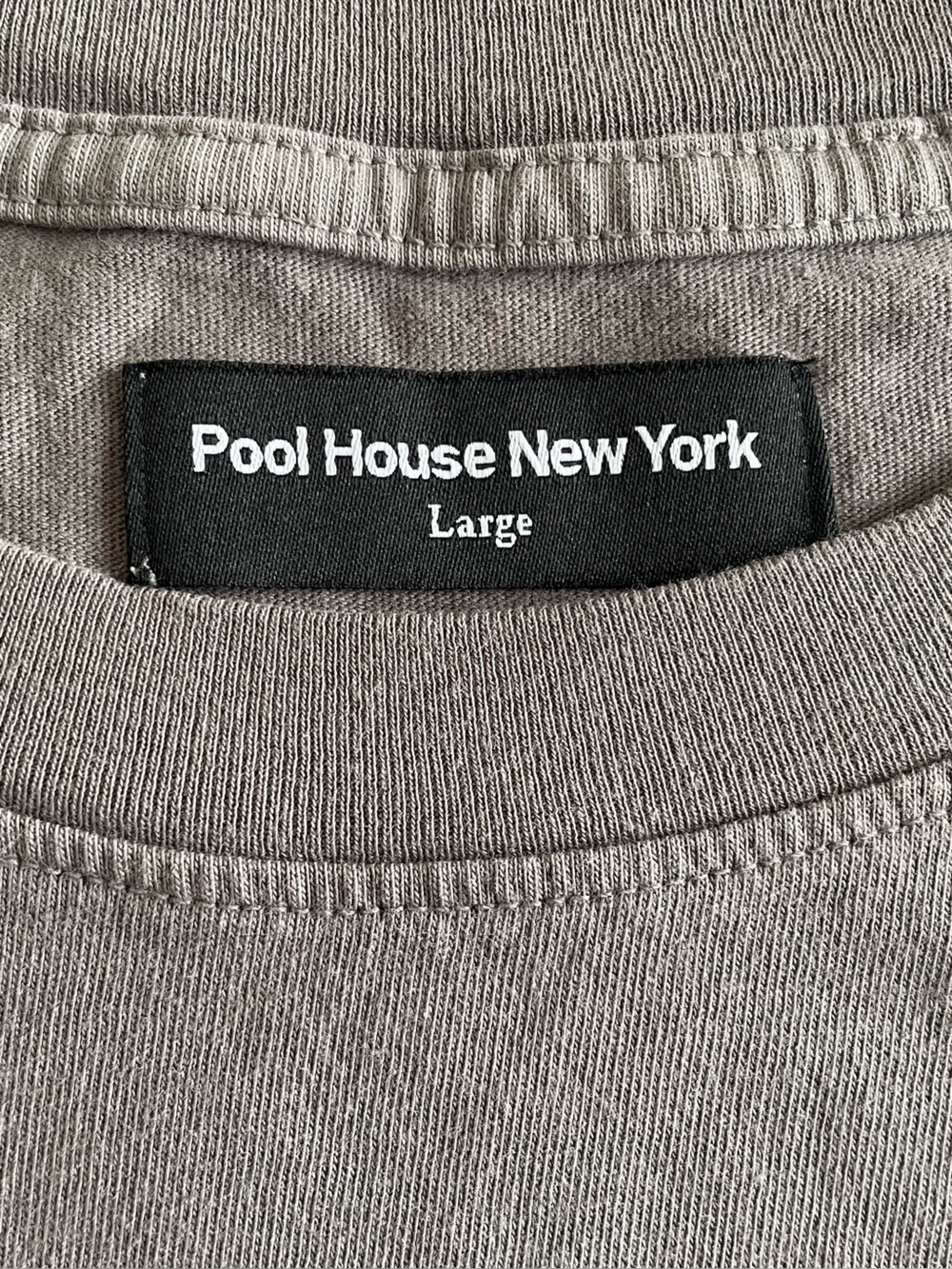 Pool House New York Silverlake Short Sleeve Tee in Grey (SHORT LENGTH)
